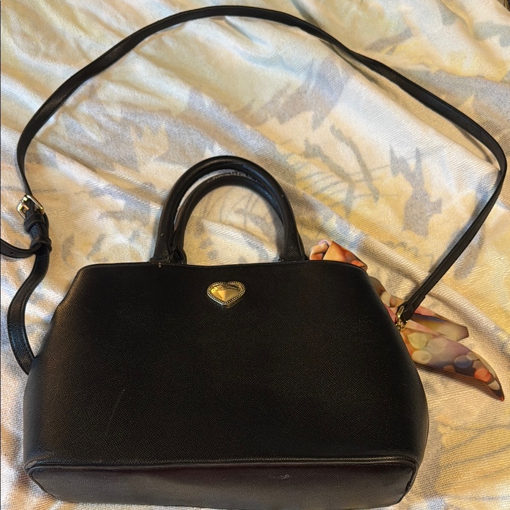 Elegant Black Handbag with Heart Detail